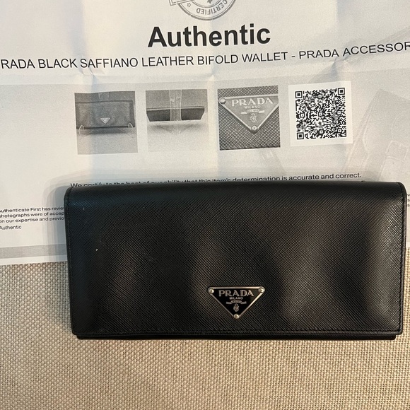 Prada Continental Wallet - Picture 4 of 8